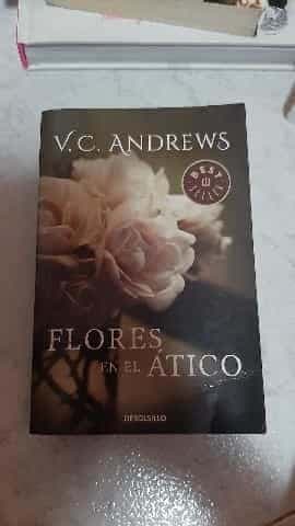 Flores en el ático