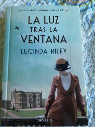 la luz tras la ventana 