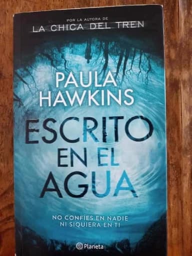Escrito En El Agua
