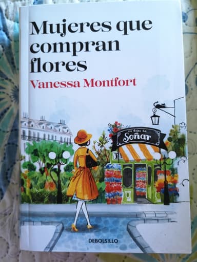 Mujeres que compran flores