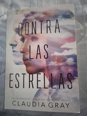 Contra las estrellas 