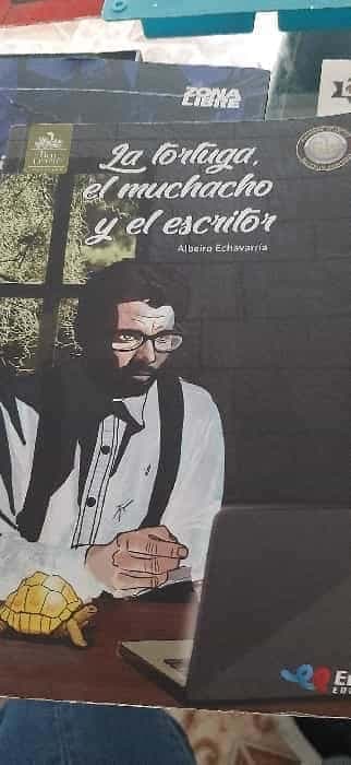 La tortuga, el muchacho y el escritor