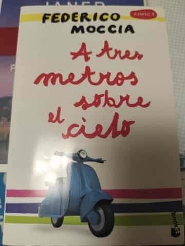 A tres metros sobre el cielo