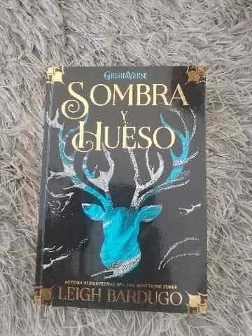 Sombra y hueso
