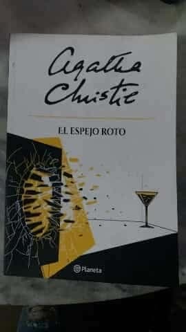 El espejo roto