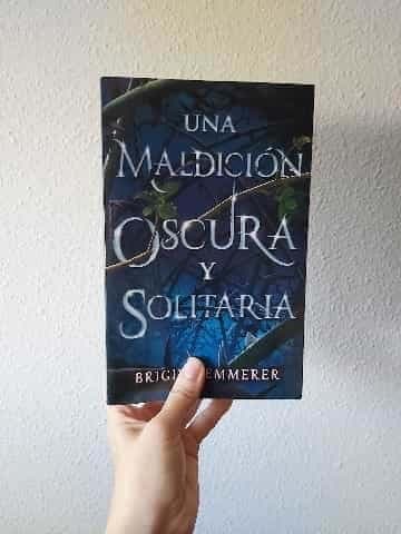 Una maldición oscura y solitaria