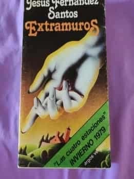 Extramuros