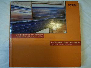 La biblioteca férrea y la tierra que persigue