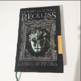Reckless: Carne se piedra