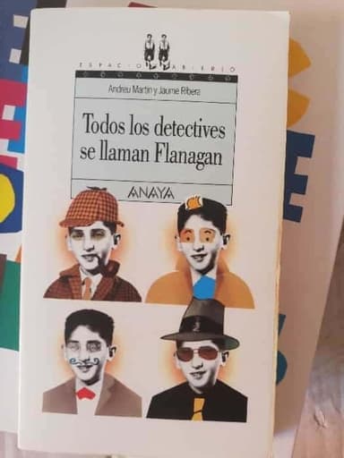 Todos Los Detectives Se Llaman Flanagan (Espacio Abierto)