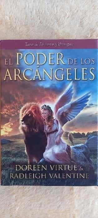 El poder de los arcángeles : tarot de 78 cartas y libro guía