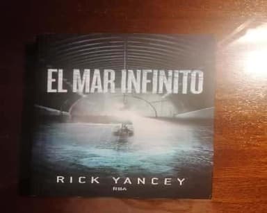 El mar infinito