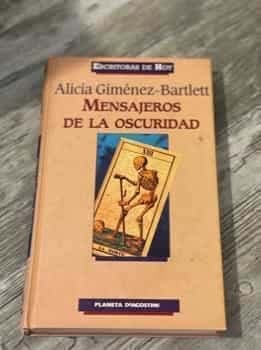 Mensajeros de la oscuridad
