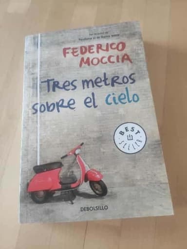 Tres metros sobre el cielo