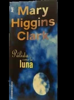 Pálida como la luna