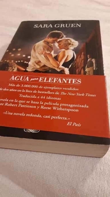 Agua para elefantes