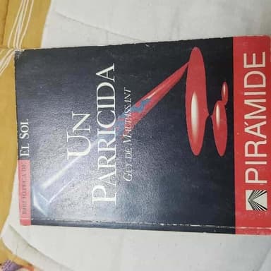 un parricida 