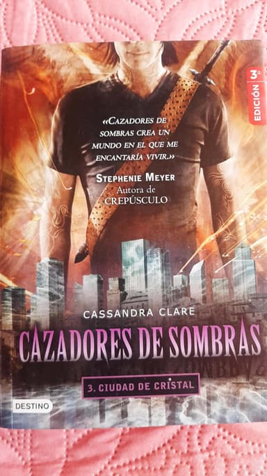 3. Cazadores de sombras 