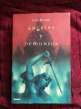 Angeles y demonios