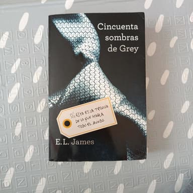 Cincuenta Sombras de Grey