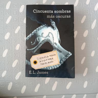 Cincuenta sombras más oscuras