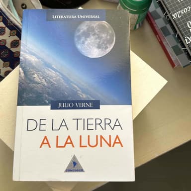 De la tierra a la luna