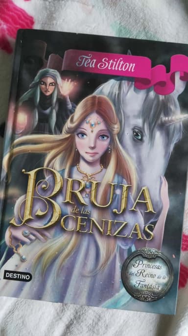 Bruja de las cenizas