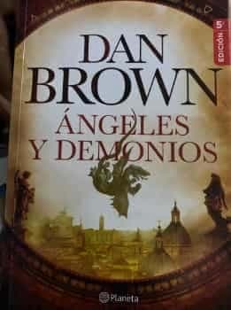 Angeles y demonios