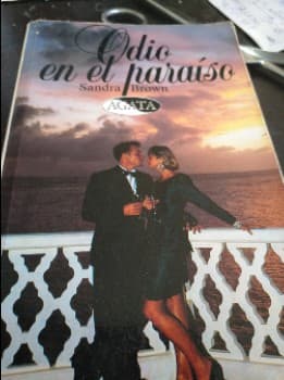Odio en el Paraíso