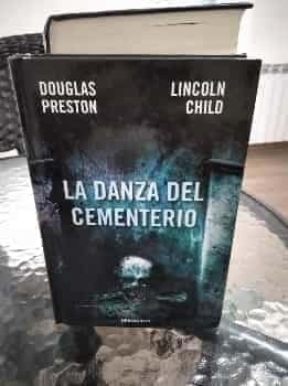 La danza del cementerio