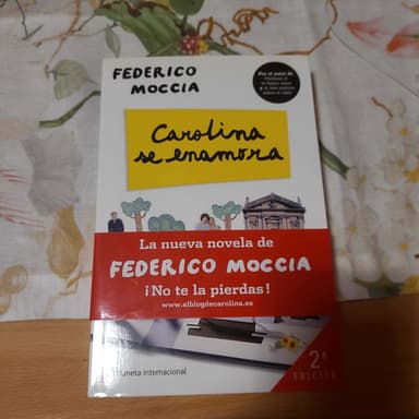 Carolina se enamora