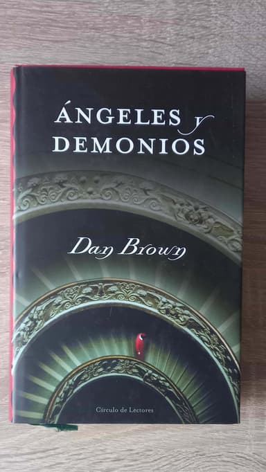 ANGELES Y DEMONIOS