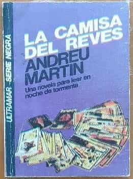 La camisa al revés