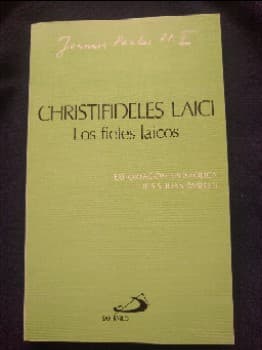 Christifideles laici - Los fieles laicos