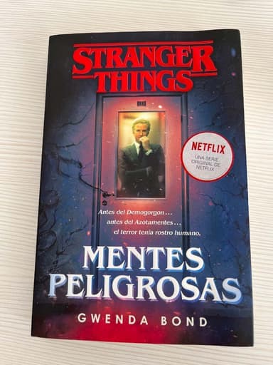 Stranger things : Mentes peligrosas - 1. edicion