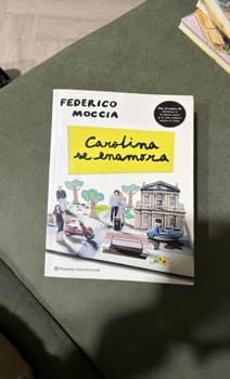 Carolina se enamora