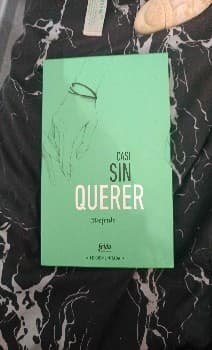 Casi sin querer