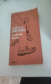 La sonrisa etrusca