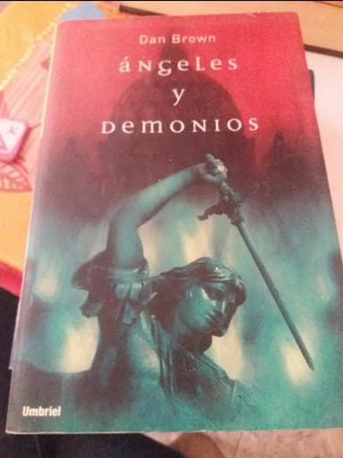 Angeles y demonios