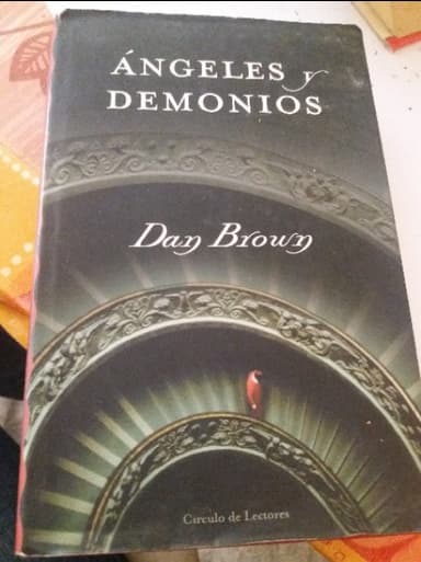 ANGELES Y DEMONIOS