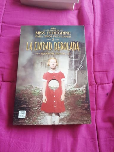 El Hogar de Miss Peregrine para niños peculiares