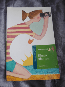 Nimen uhartea