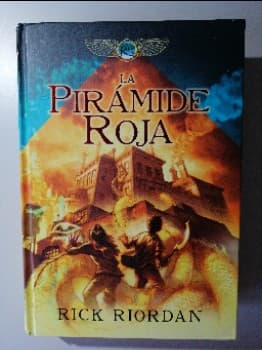La pirámide roja