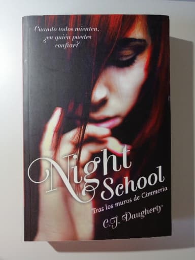 Night School. Tras los muros de Cimmeria