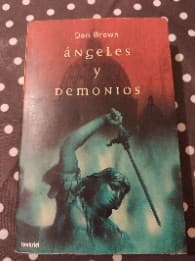 Ángeles y demonios