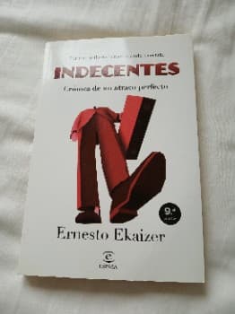 Indecentes