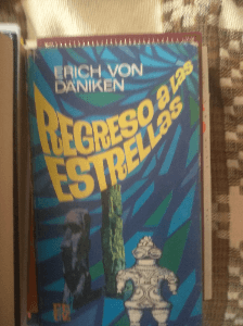 REGRESO A LAS ESTRELLAS / ERICH VON DÄNIKEN. BARCELONA : ROTATIVA 1975.