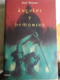 Angeles y demonios