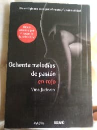 Ochenta melodías de pasión en rojo