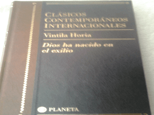 DIOS HA NACIDO EN EL EXILIO